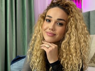 shaved pussy cam JessyJill