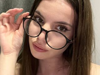 cam girl JoannieZbierski