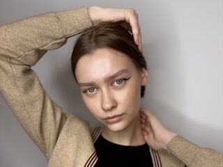 sexy webcam girl JonnieHillen