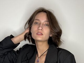 camgirl masturbating with vibrator JoseTebeau