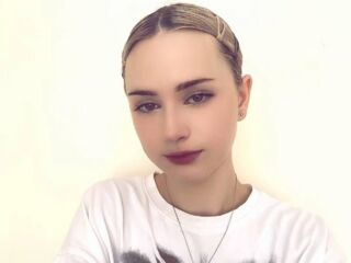 beautiful webcamgirl JudithHaverstock