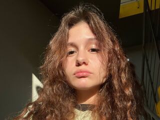 girl chatroom KarlenePaiva