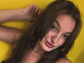 beautiful cam girl KattieKonarski