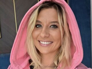 hot cam whore KaylinJan