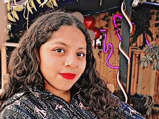 free sex cam KyraFade