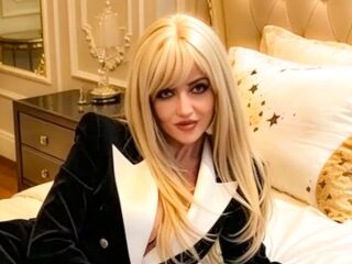 cam slut video chat LexieSellene