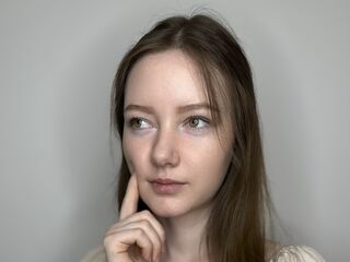 chat room live cam LinaBrossardie