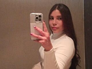 hot naked camgirl LizzieWells