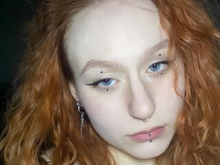 topless camgirl LoiseLevitan