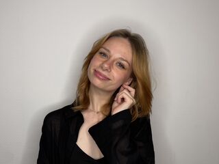 cam slut LouiseSchmidt