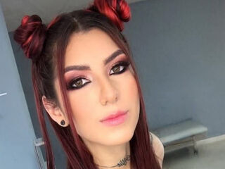 camslut masturbating LucyLunas