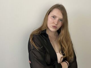 camgirl live sex MadalineMosman