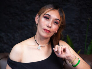 hot cam girl MadeleineSartori