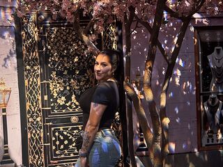 beautiful camgirl ManelikMiller
