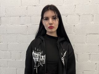 shower webcam MaryettaBurgees