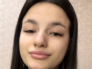 camwhore masturbating with sextoy MeiRuehlen