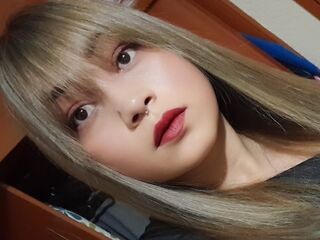cam chatroom MercellaMorelli