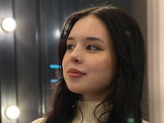 chat room sex webcam show MikiPellon