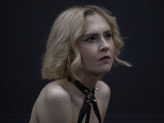 spy web cam MilaVeyra