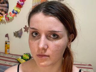 girl fingering shaved pussy MilanaKlark