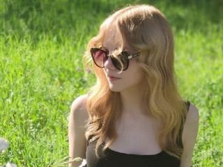 naked cam MirianTippett