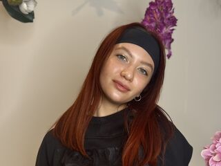 girl naked MonaDobin