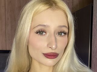 sexwebcam MonicaBarbies
