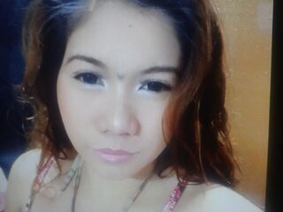 live webcam performer MoninaCeleste