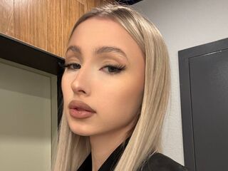 webcam bitch MyongDegado