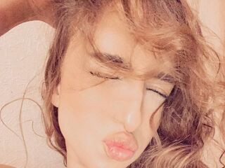 chat room live webcam MyraRidler