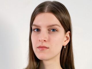 naked camgirl picture MyrtieKatula