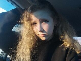 camslut spreading pussy NancyLindemann