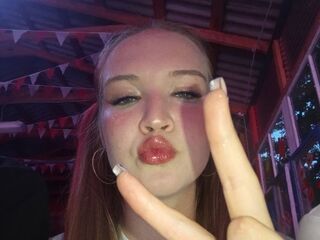 kinky webcam show NelleCauthorne