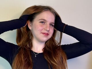 hot cam girl spreading pussy NilaBudy