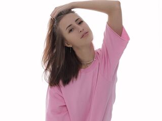 beautiful camgirl NoellaGlowinski