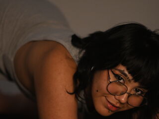 sexy cam girl NoemieBlanche