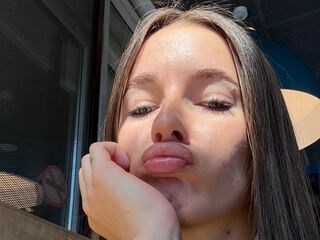 chatroom webcam pic OdetteWingler