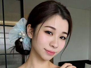 live teaser webcam QinWeiwei