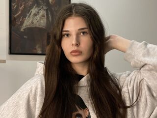 girl fingering shaved pussy RaeleneMerrbach