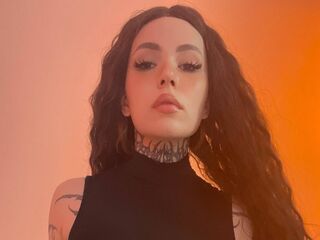 webcam girl RavenWinx