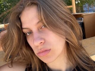 camslut fingering wet pussy RhiannonLinko