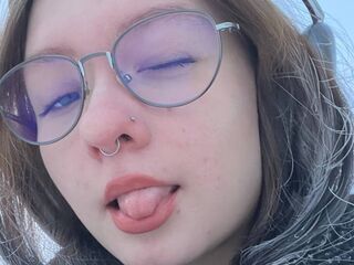 hot camslut RoxannRabenstein