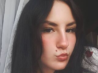 cam girl masturbating SadeLanden