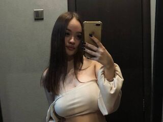 naked camgirl fingering pussy SantinaHeikes