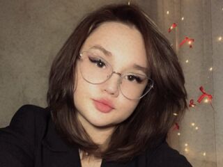 hot live girl ShielaQuam