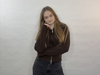 camgirl sex photo SigneKeatley