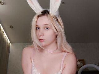 fingering webcam girl SilviaBalsam