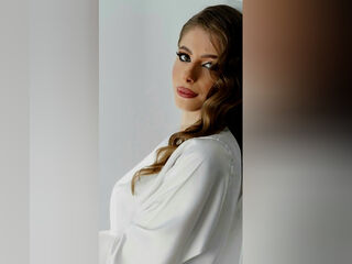 sexy live cam girl SofiaVoset