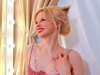 camwhore spreading pussy StacyValeon