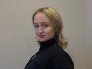 chatroom cam SuzannKernes